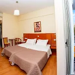 Σπίτι διακοπών Ena - Elegant Mountain View With Pool *