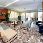 Σπίτι διακοπών Ena - Elegant Mountain View With Pool