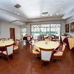 Ena - Elegant Mountain View With Pool